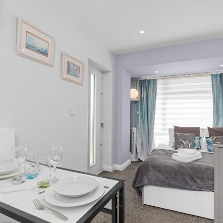 Rottingdean Boutique Studio Apartment By The Sea Brighton Exteriör bild